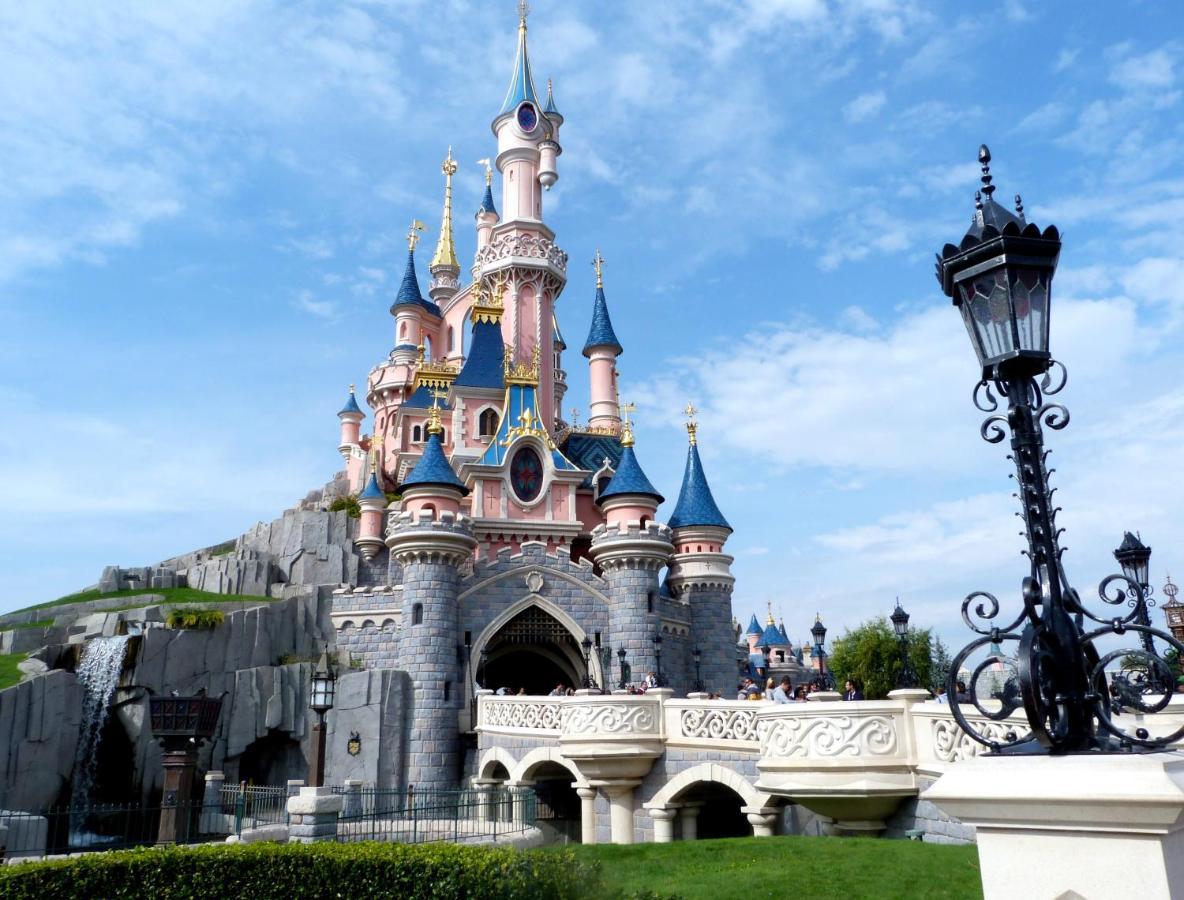 Disneyland Paris 1 Mile Serris Bagian luar foto
